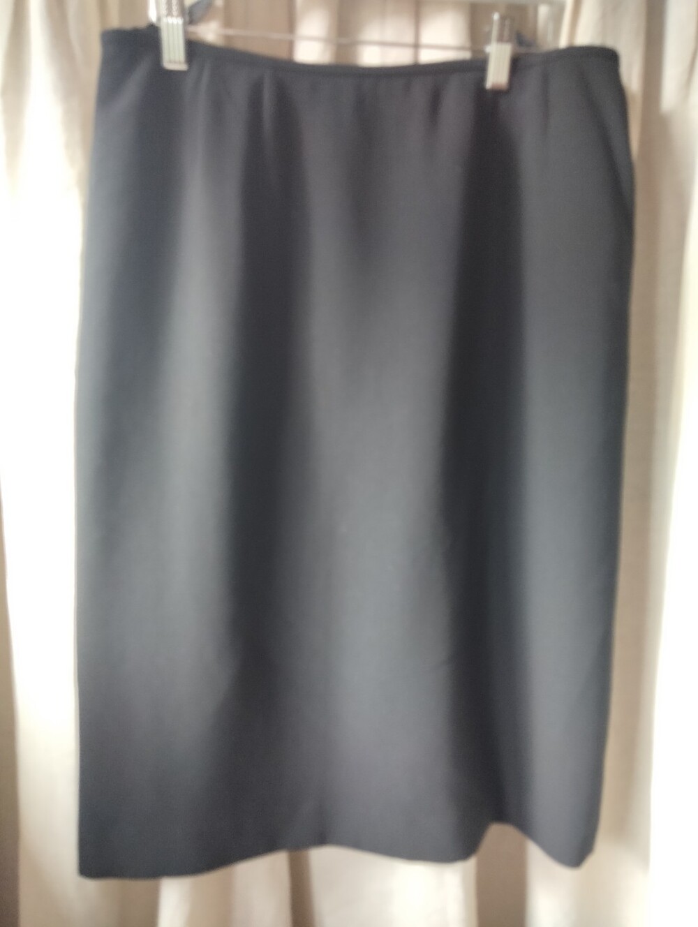 Le Suit Black Pencil Skirt